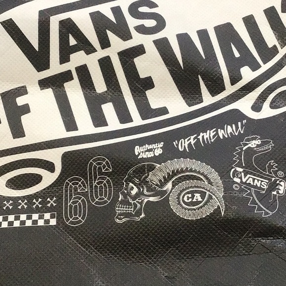 VANS OFF THE WALL GRAPHIC PRINT TOTE BAG - Picture 12 of 12